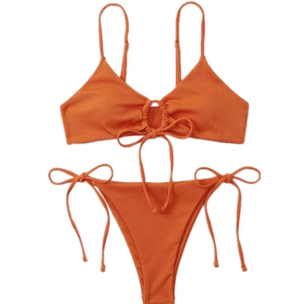 Women's solid colour drawstring bikini swimsuit in quick-dry fabric.