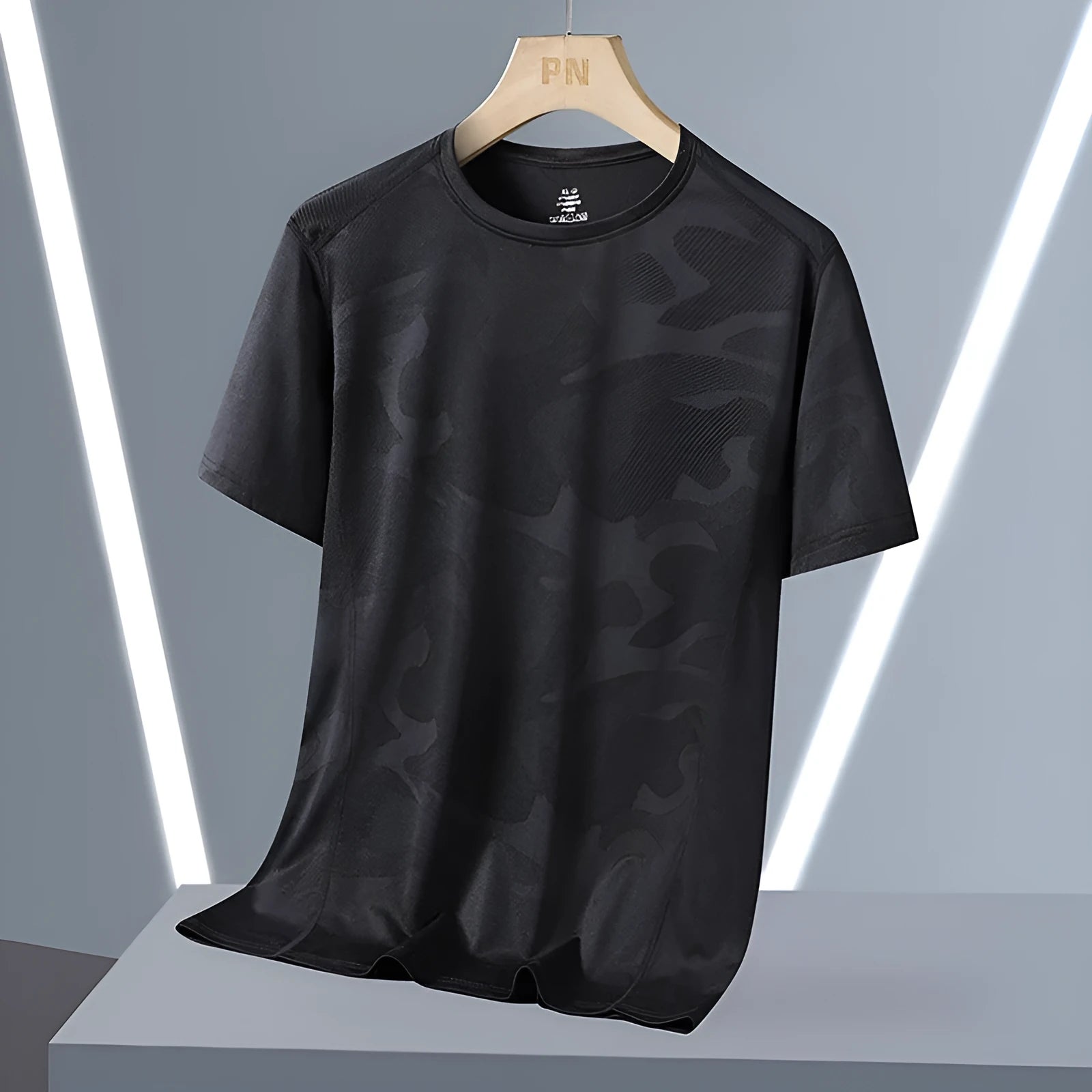 Men's plus size quick-dry nylon T-shirt in camouflage pattern with round neck and short sleeves
