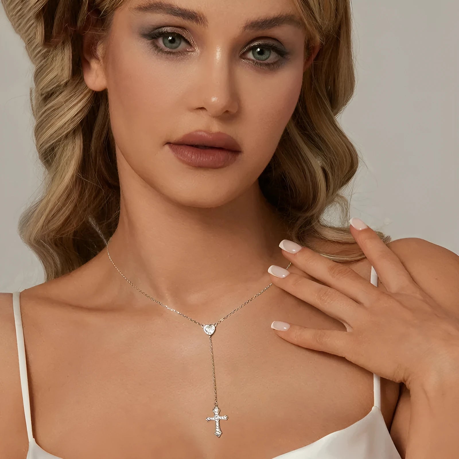 925 silver Love Cross necklace with V-neck pendant on O-ring chain in BSN384 colour for women