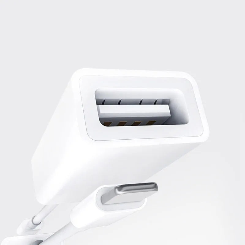 White Apple OTG adapter with Lightning connector and ABS plastic shell, 6g lightweight design
