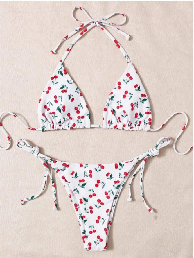Split halter bikini set with backless briefs in solid colour with nylon lining