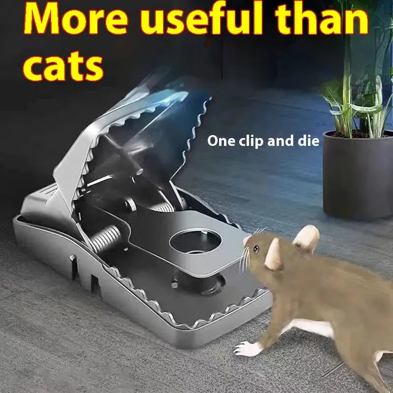 Automatic mouse cage trap in metal or plastic, shown in small, medium and large sizes for indoor use.
