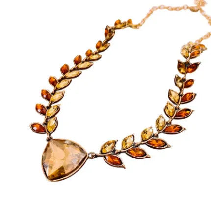 Retro exaggerated alloy clavicle chain necklace with flower pendant and wheat detailing in golden brown