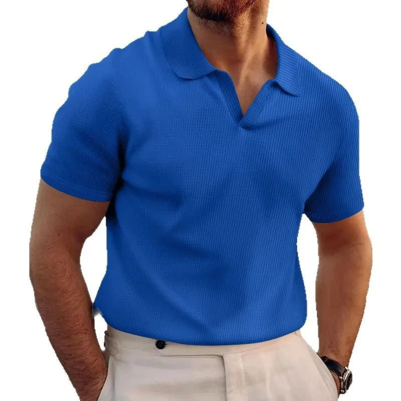 Men's slim-fit lapels T-shirt with heavy waffle knit texture in solid colour.
