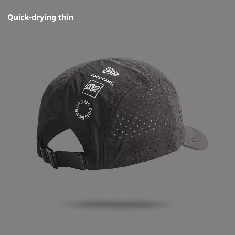 Men's breathable mesh baseball cap in dome style with adjustable back