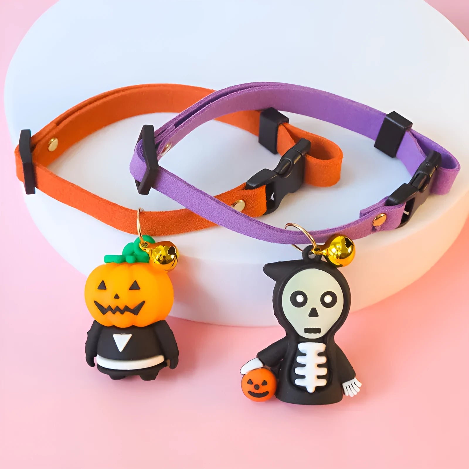 Halloween dog collar decoration in Pumpkin Man cartoon pattern showing size options.