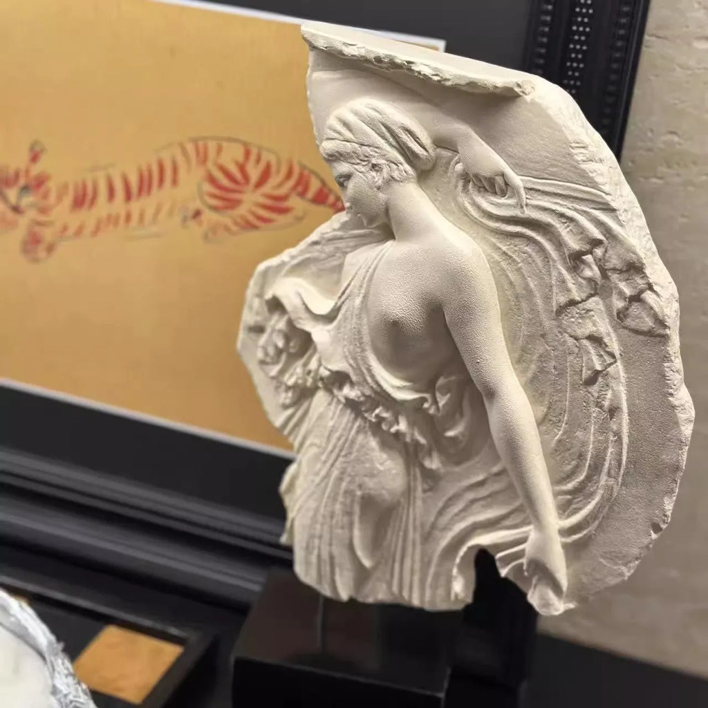 Wine goddess European-style resin sculpture ornament with modern simplicity design